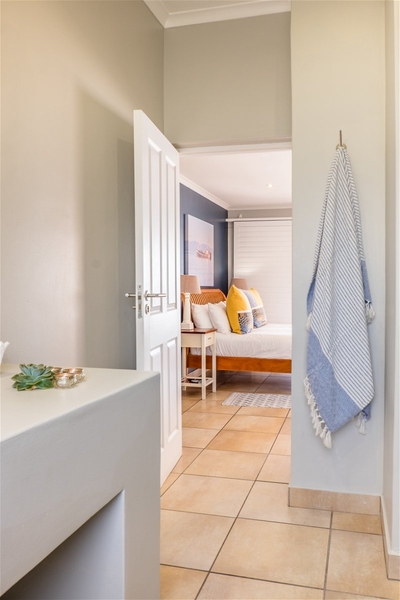 Driftwood Studio Apartment