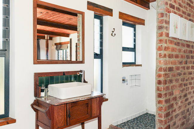 Couples Cottage