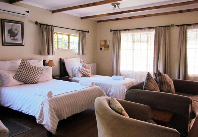 Deluxe Double Room (sleeps 3)