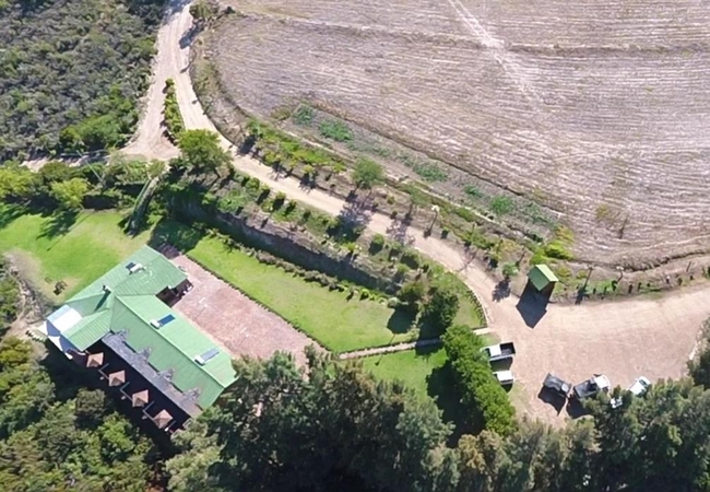 Eagle Falls Country Lodge 