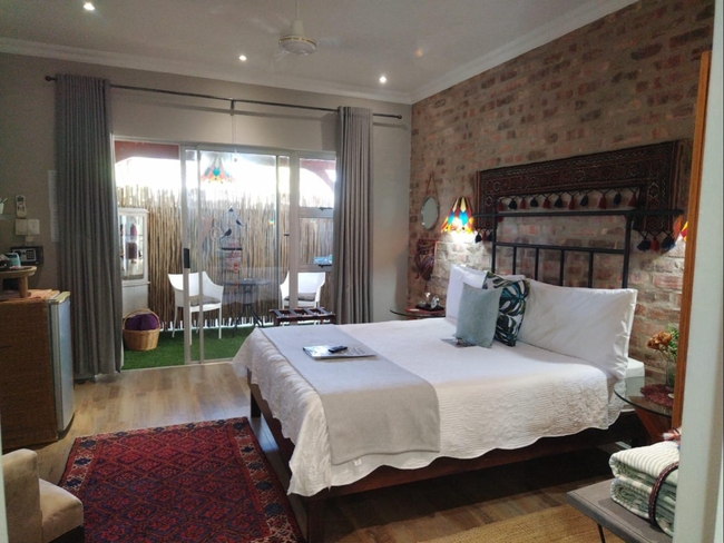 Luxury Queen Room 6