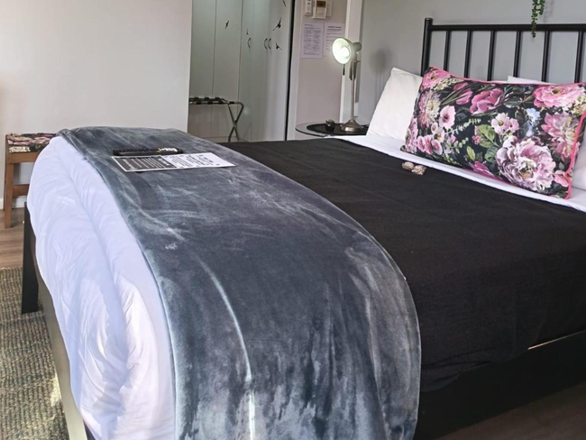 Luxury Queen Room 2 with Balcony