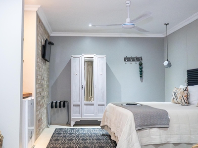 Premium King/Twin Room 4