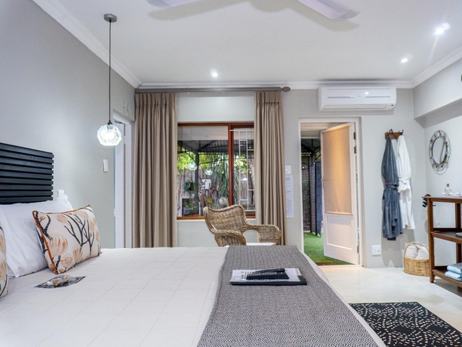 Premium King/Twin Room 4