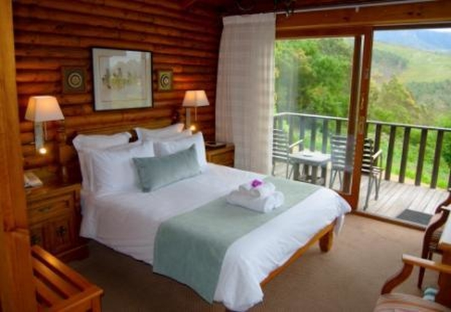 Double/Twin Rooms - Swiss Village Cabins 