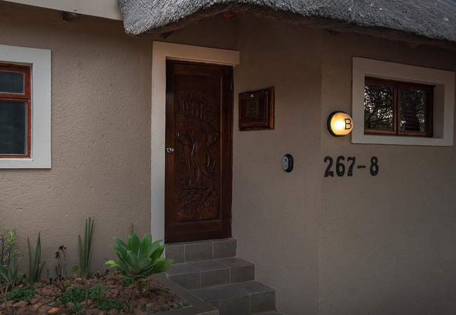 Elephant Lodge 267-8