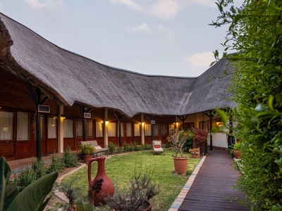 Elephants Footprint Lodge