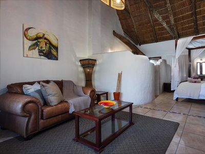 Honeymoon Suite