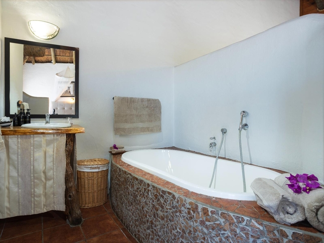 Honeymoon Suite