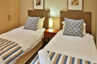 Ellefsen Golf Suite 102