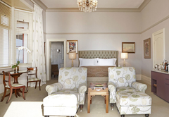 Deluxe House Room