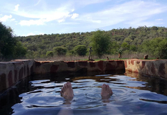 Relax in the splash pool 