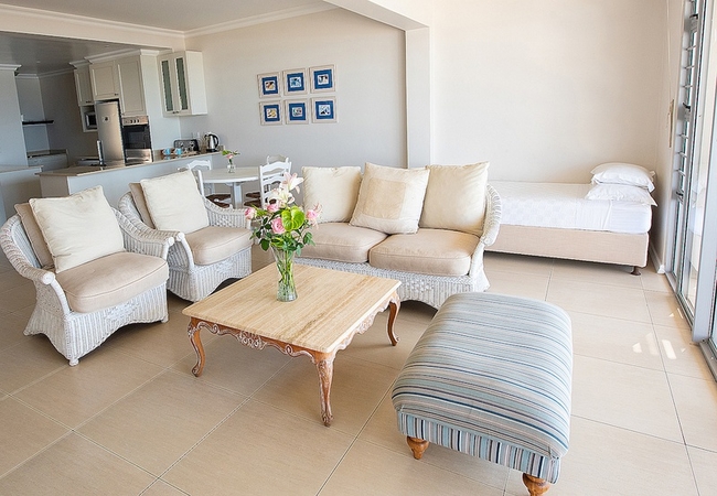 Coral Sands Luxury Apartment