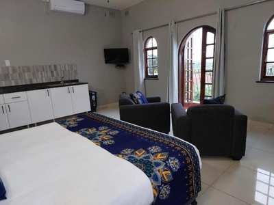 Luxury Room with Balcony 