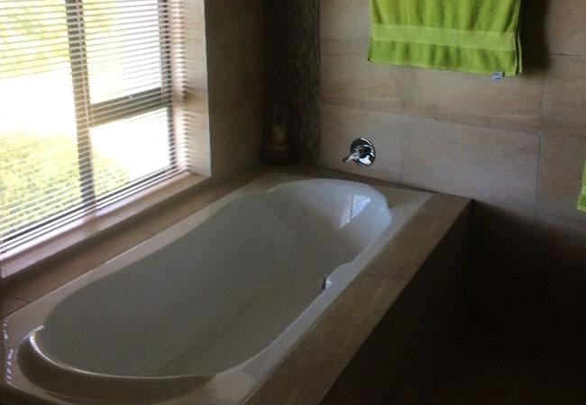 Farmhouse on The Rocks