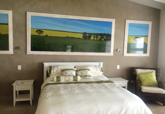 Farmhouse on The Rocks