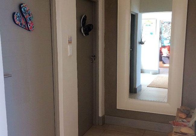 Farmhouse on The Rocks