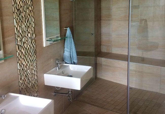 Farmhouse on The Rocks