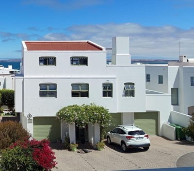 Flamingo Apartment