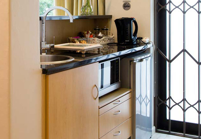 Palm Suite Vl Kitchenette