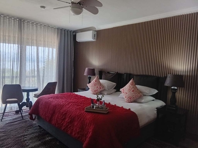 Luxury Room 6