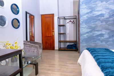 Deluxe Room with King Bed (or Twin)