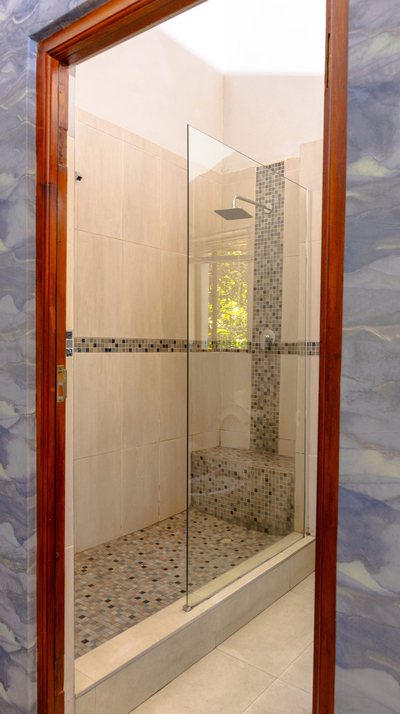 Deluxe Room with King Bed (or Twin)