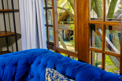 Deluxe King Bed or Twin Bath