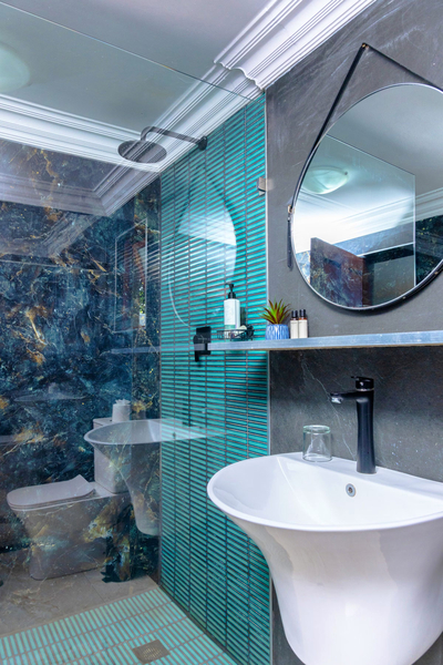 Deluxe King Room with Garden Atrium