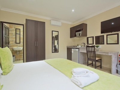 Luxury Room S/C