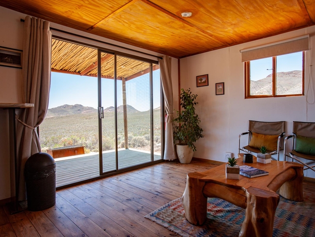 Rhebokvlakte Cottage 