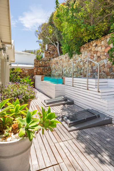Glen Beach Bungalow and Penthouse