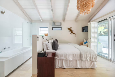 Glen Beach Bungalow and Penthouse