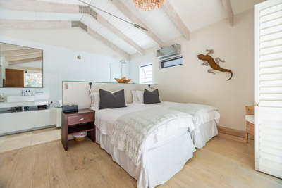 Glen Beach Bungalow and Penthouse