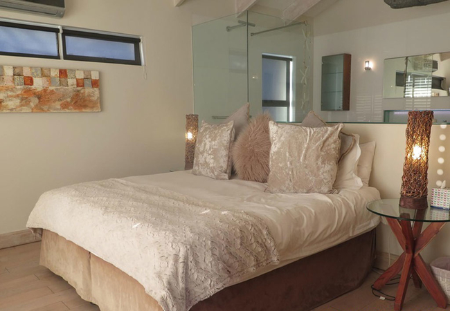 Glen Beach Bungalow and Penthouse