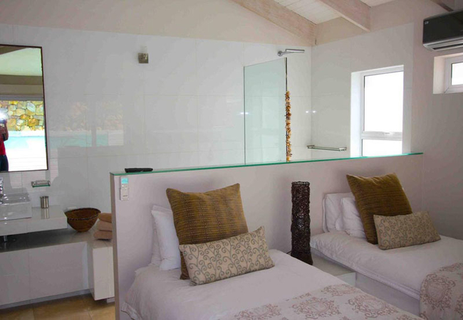 Glen Beach Bungalow and Penthouse