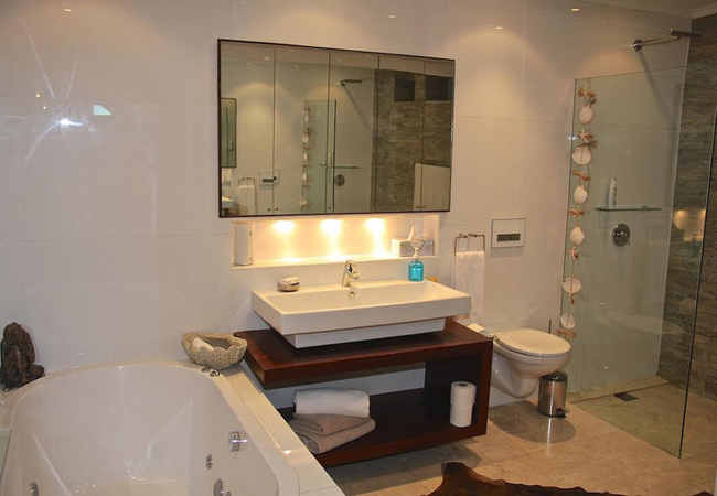 Glen Beach Bungalow and Penthouse