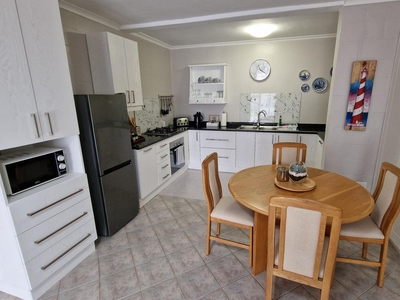 Luxury One Bedroom Apartment