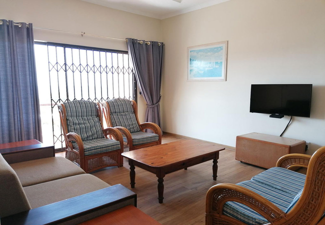 Three Bedroom Apartment with Sea View
