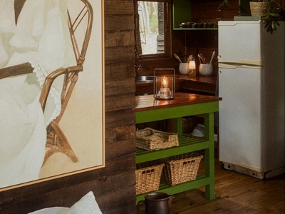 Wood Cabin (With Hot Tub)