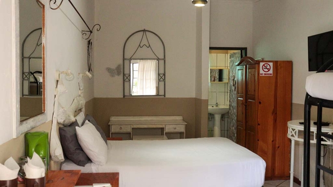 Private En-Suite Rooms 