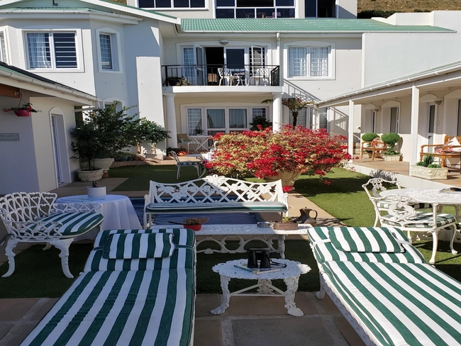 Salty Bay Guesthouse