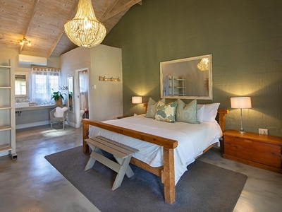 Garden Room 5