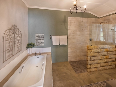 River House - Room 7