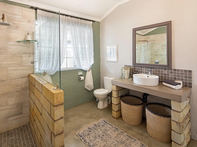 River House - Room 7