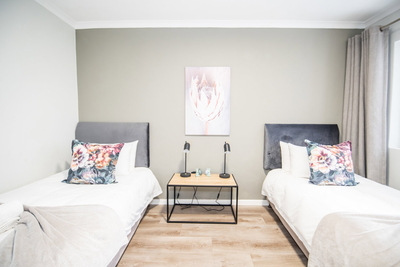 Greenpoint Mews 2