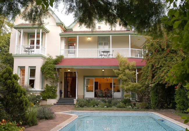 Hacklewood Hill Country Estate