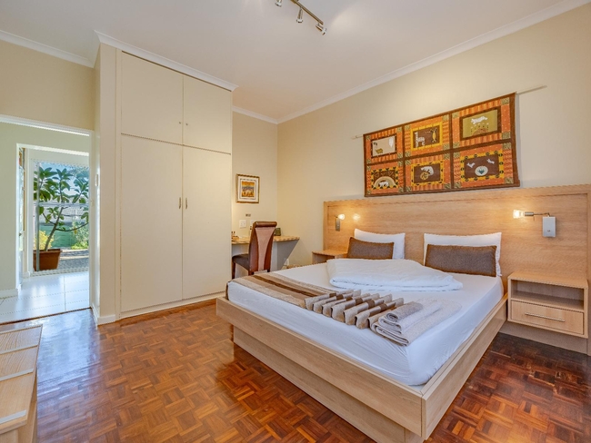 Deluxe Queen Room
