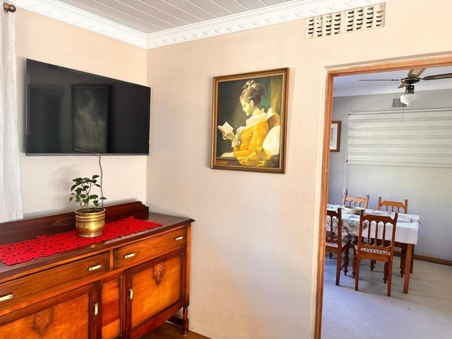 Two-Bedroom Cottage Rosemary