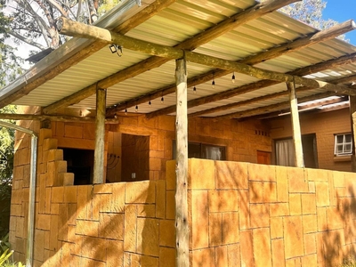 Two-Bedroom Cottage Bluegums with Hot Tub